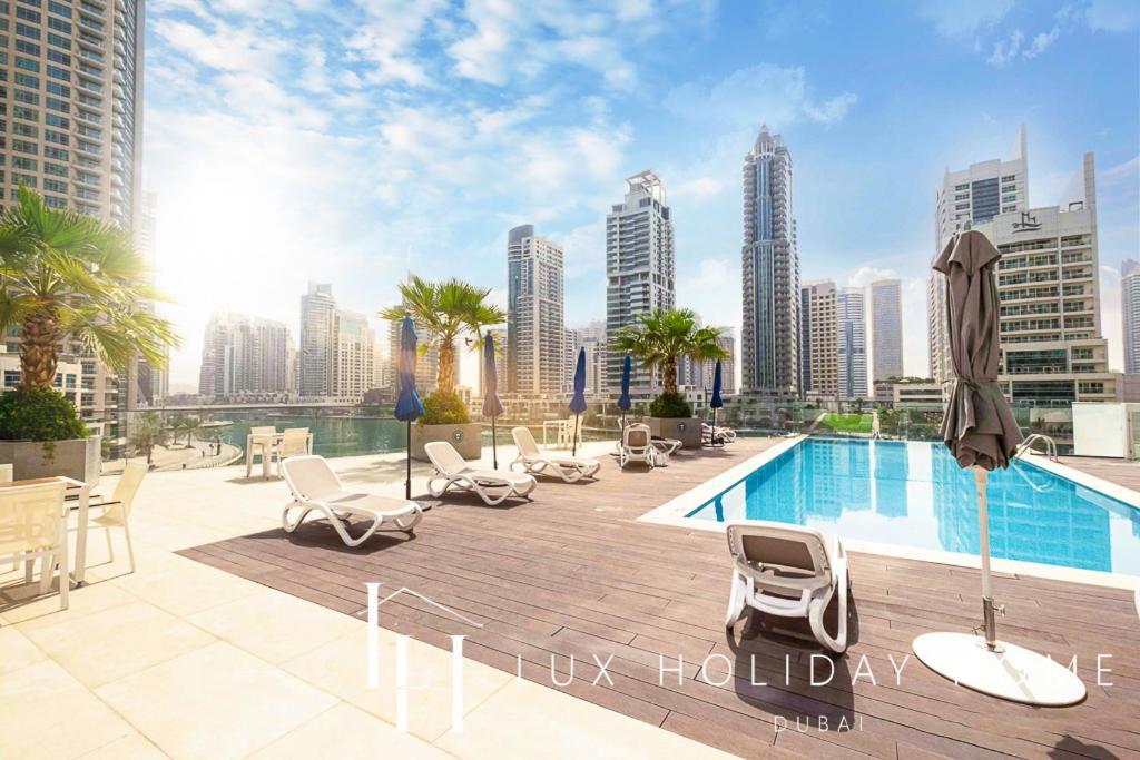 Lux Contemporary Suite With Full Marina View 6 Dubai Bagian luar foto