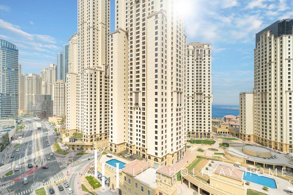 Lux Contemporary Suite With Full Marina View 6 Dubai Bagian luar foto