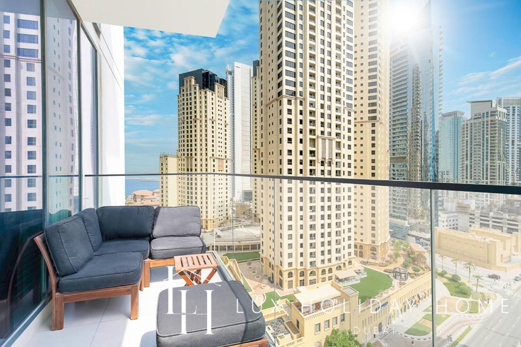 Lux Contemporary Suite With Full Marina View 6 Dubai Bagian luar foto